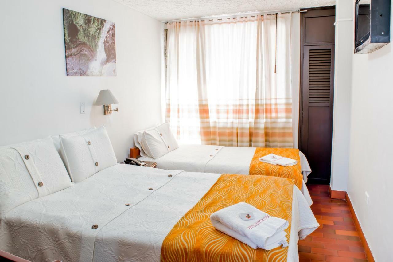 Hotel Emperador Barbosa (Santander)